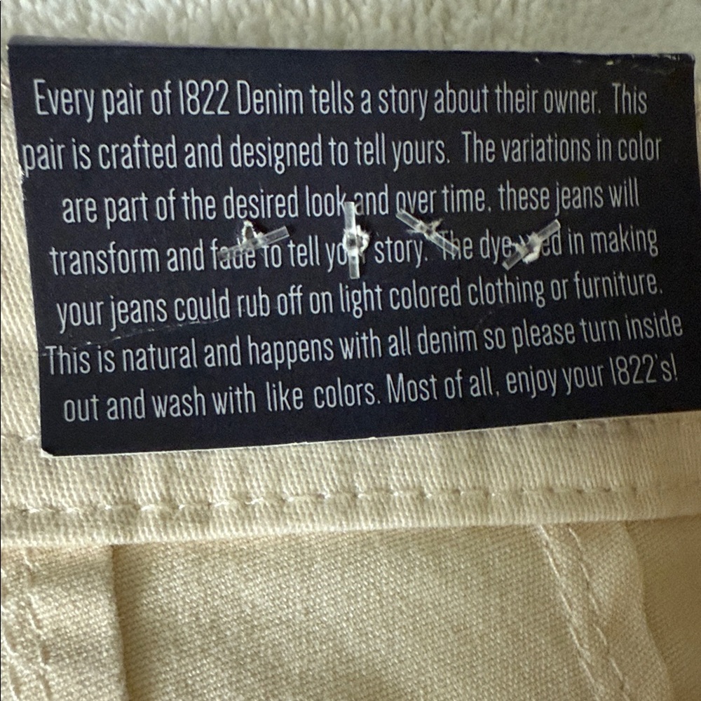 1822 Denim Cream Flared Jeans - Picture 6 of 9